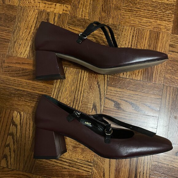 Napoleoni Burgundy Leather Kitten Heels - Picture 2 of 4